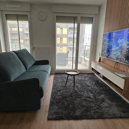 Superbe T2 Proche De La Gare Rer Tgv Massy Palaiseau Apartment Exterior photo